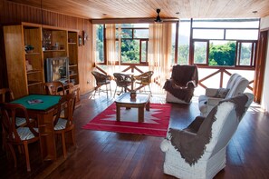 Sala de estar en el lobby