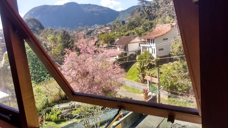 Quarto casal, banheiro compartilhado | Balcony