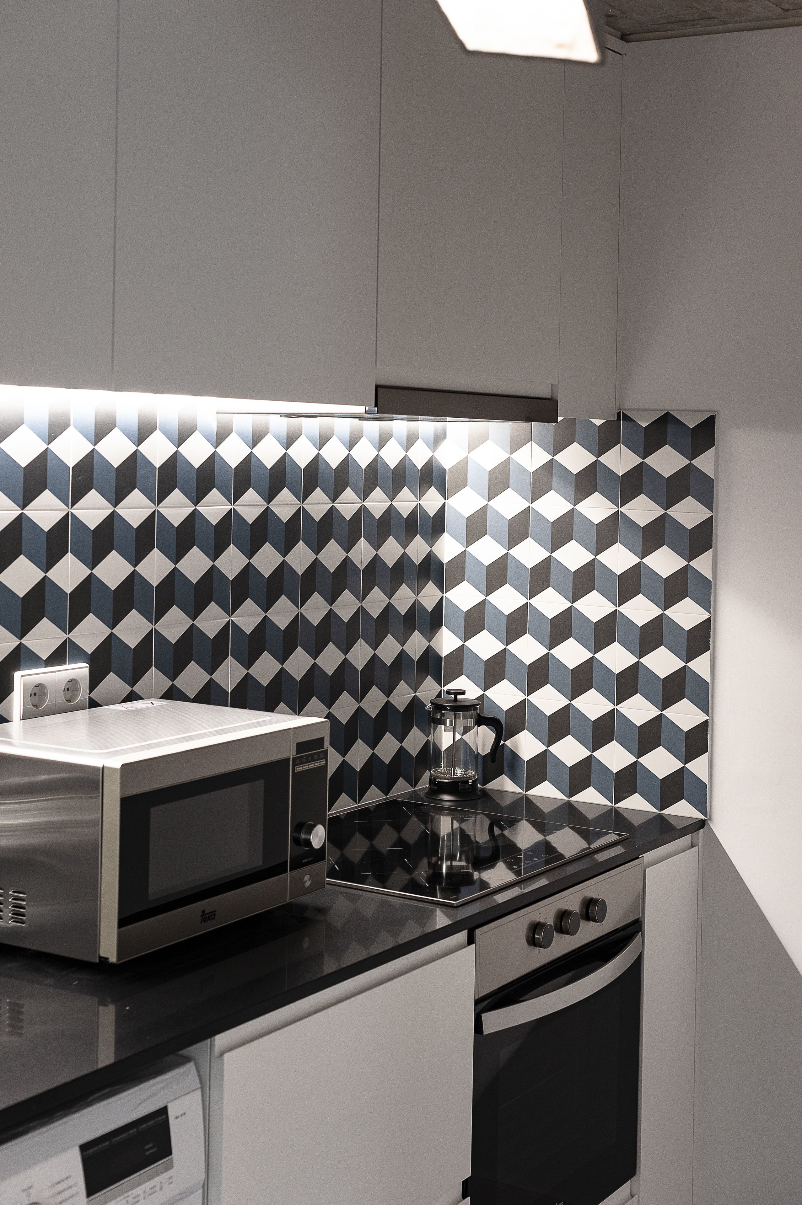 apartment 03, 1 queen bed with sofa bed, non smoking | private kitchen | fridge, microwave, oven, stovetop