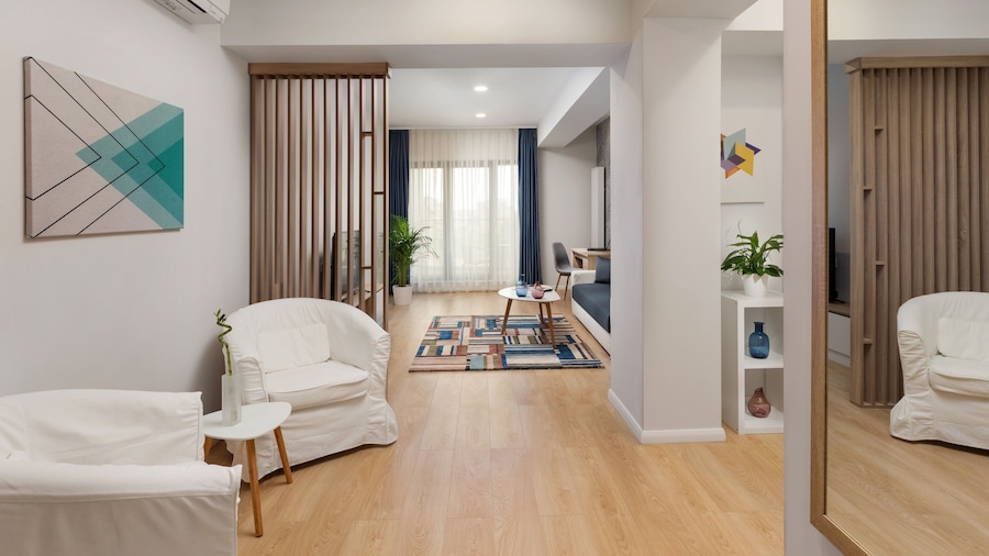 Athina Suites Hotel