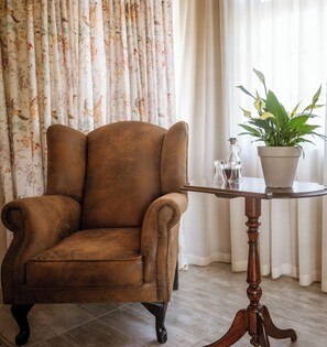 Luxury Double or Twin Room - Bakenskraal Ostrich Palace (Oudtshoorn)