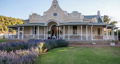 Bakenskraal Ostrich Palace
