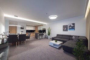 Business Apartment, 1 Bedroom, Non Smoking | Private kitchen