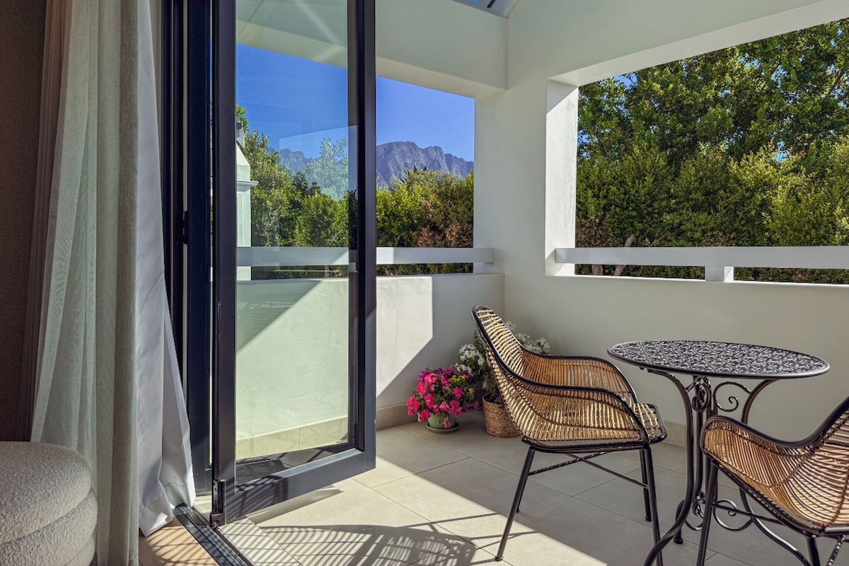 Luxury Room, Mountain View | View from room