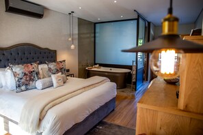Luxury Room, 1 King Bed | 1 bedroom, Egyptian cotton sheets, premium bedding, memory-foam beds - Le Petit Manoir Franschhoek (Franschhoek)