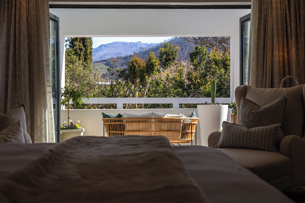 Luxury Room, Mountain View | View from room
