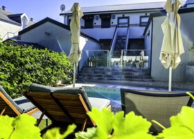 Outdoor pool, pool loungers