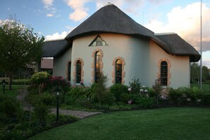 Chapel - Grasslands Conference and Wedding Venue (Bethal)