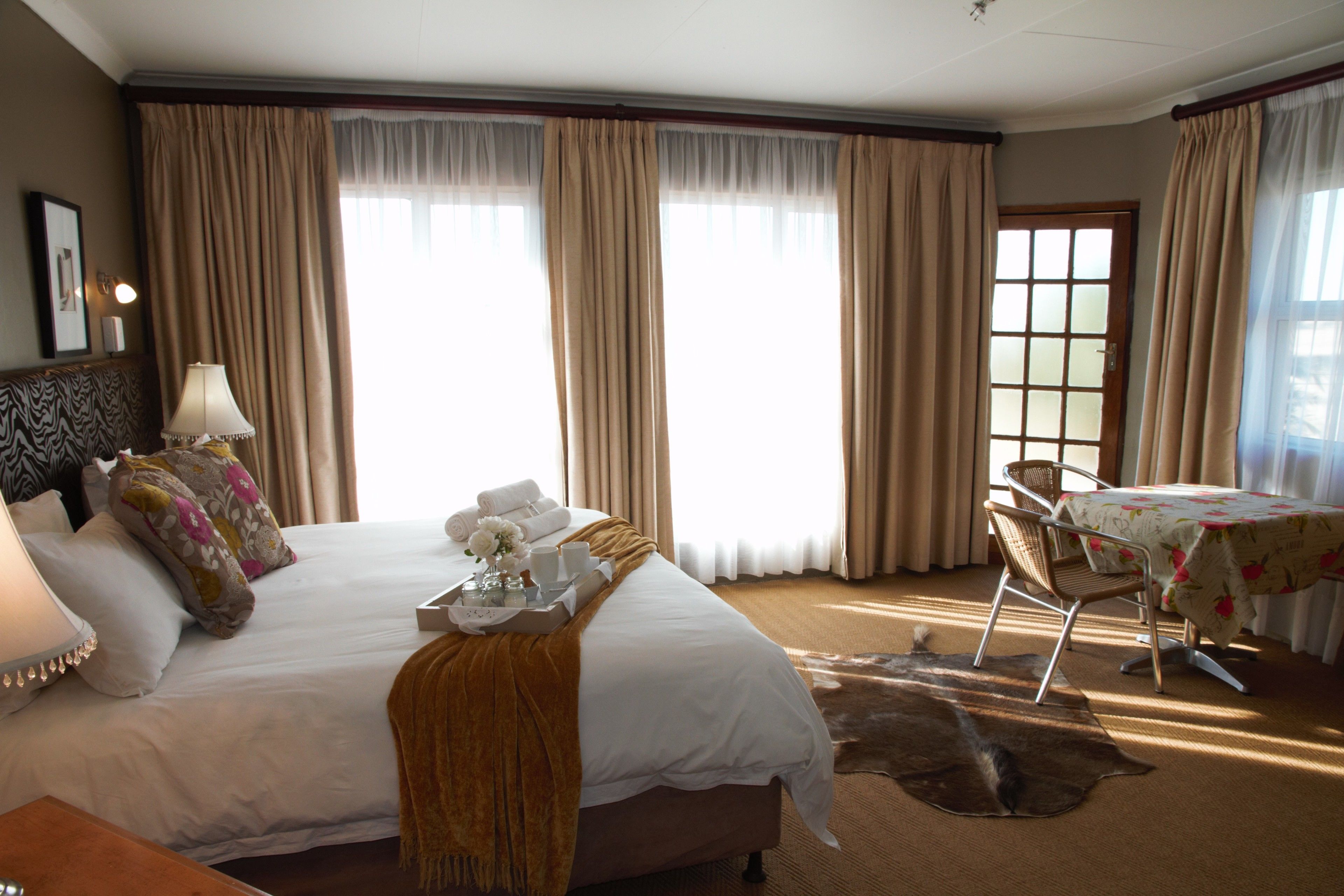 Free WiFi, wheelchair access