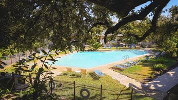 Seasonal outdoor pool