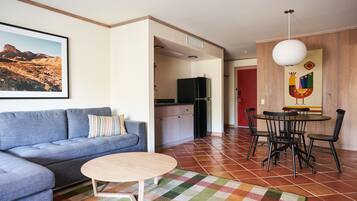 Wasserkocher mit Kaffee-/Teezubehör