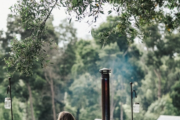 2 bedrooms, premium bedding, free WiFi, bed sheets