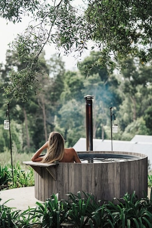 Tienda de lujo | 2 dormitorios, ropa de cama de alta calidad, wifi gratis y ropa de cama. AfriCamps at Oakhurst- Glamping