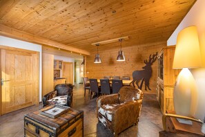 Interior - Beautiful location with indoor swimming pool, wellness area & breathtaking view (Ventron)
