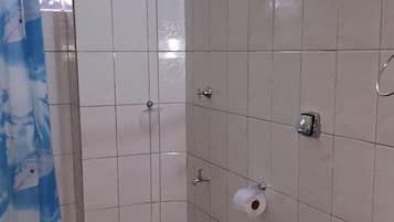 Family Apartment, Multiple Beds | Bathroom | Shower, towels