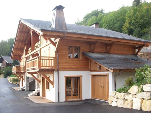 Buqa - Un alpine design contemporain 'toute la saison' appartement dans le centre de Samoëns