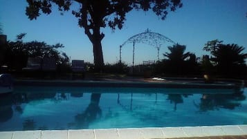 Piscina all'aperto