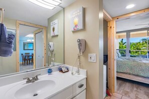 1 bedroom, iron/ironing board, travel cot, WiFi