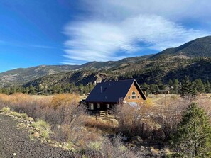 Exterior - Private house:2 acres & river access *No pet fee! (Buena Vista)