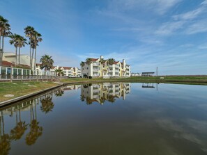 Exterior - 1st FLOOR LARGE 1BR, BEAUTIFUL Beach Getaway!  Pool, Hot Tub, Sauna & More (Corpus Christi)