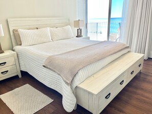 3 bedrooms, iron/ironing board, travel crib, free WiFi