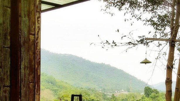 Standard Double Room | Hiên