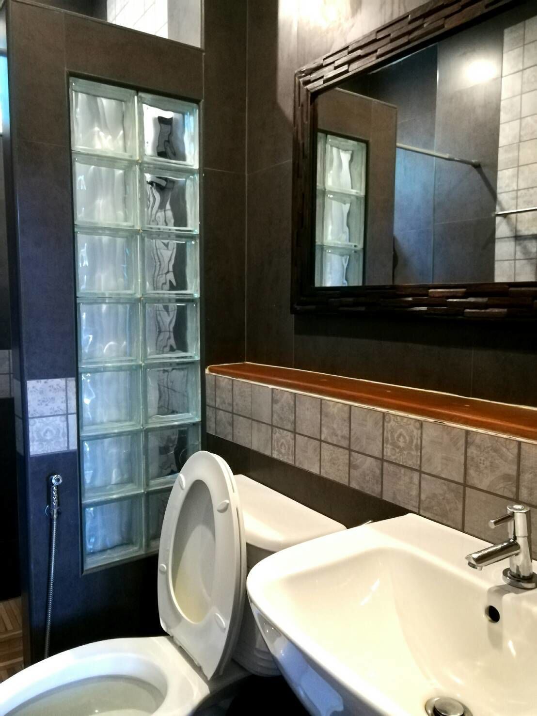 superior double room  | bathroom | shower, free toiletries, towels