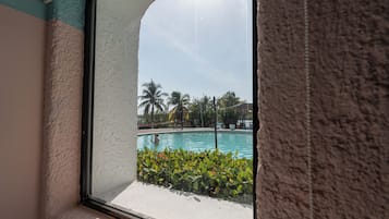 Premium Suite, Lagoon View | 1 bedroom, hypo-allergenic bedding, free WiFi, bed sheets