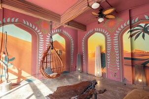 Sala de estar en el lobby