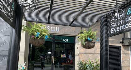Hotel Bisou