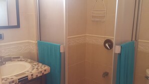 Bathroom - Hermosa Beach House (Jacó)