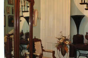 Interior - Amie St.Jéan Bed and Breakfast (Rapid City)