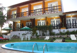 Outdoor pool - Pousada Gitana (Parnamirim)