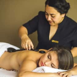 Couples treatment room(s), sauna, hot tub, steam room