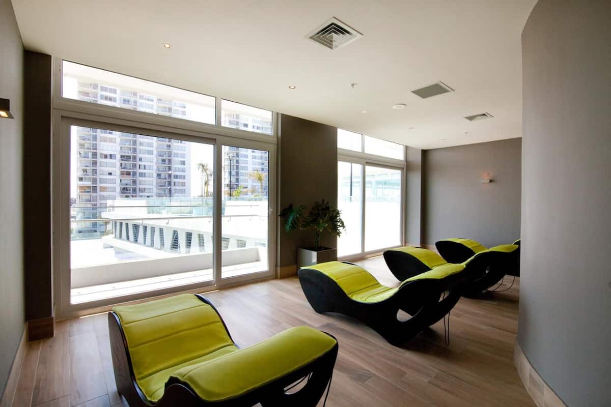 couples treatment room(s), sauna, hot tub, steam room