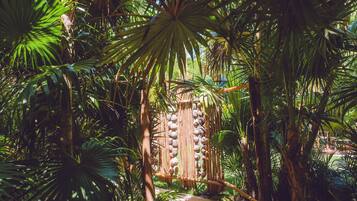 Enceinte de lâhĂ©bergement