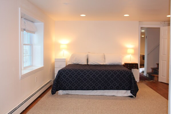 5 bedrooms, WiFi, bed sheets