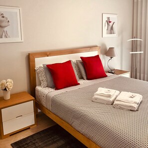 1 Schlafzimmer, Schreibtisch, Bügeleisen/Bügelbrett, WLAN