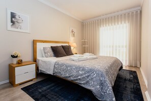 1 bedroom, desk, iron/ironing board, WiFi
