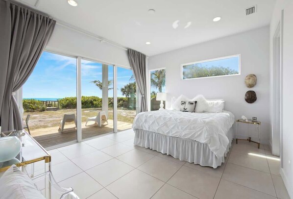 3 室のベッドルーム、旅行用ベビーベッド、WiFi、ベッドシーツ