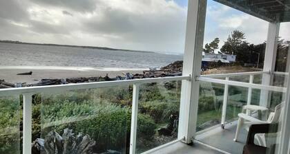 Beautiful On Beach, Siletz Bay-front Lincoln City, Condo, Wifi, Ocean Bay View
