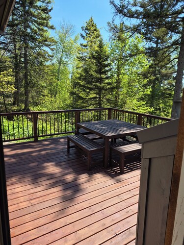 Lutsen Little Bear Lodge - Secluded Lutsen Mountain Cabin With Superior View