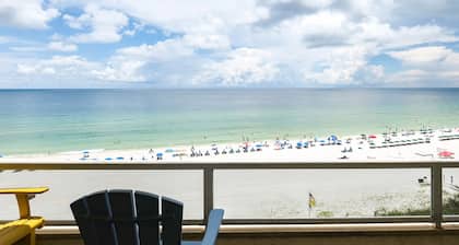The Perfect Beach Vacation! Private parking. Unit 703, 3BR, 3BA, Sleeps 12