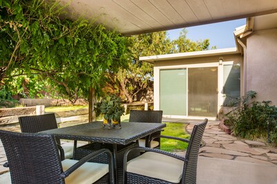 Outstanding Northeast Heights Home Near Casino/Golf/Breweries/Hiking/Dog Park