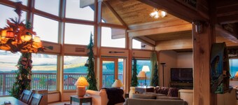Yellowstone Adventure Cabin, Wildlife Viewing, Fishing, etc.!
