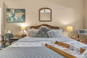 2 室のベッドルーム、アイロン / アイロン台、旅行用ベビーベッド、WiFi (無料)