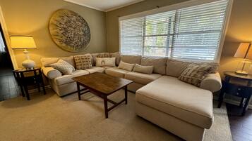 Smart-tv, een dvd-speler en een filmbibliotheek