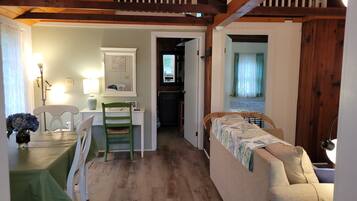 2 chambres, bureau, fer et planche à repasser, Wi-Fi gratuit