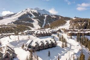 Exterior - Perfect Yellowstone Base Camp-Multilevel Luxury Chalet, Hot Tub, 2 Decks, Views (Big Sky)