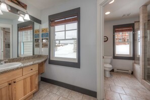 Shower, hair dryer, towels, soap - Ski-in/out 4BR Luxury Saddle Ridge Townhome in Moonlight Basin, Hot Tub, Views (Big Sky)